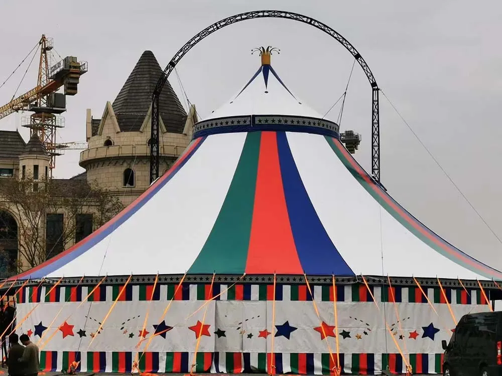 CIRCUS WITH ARCH (3)